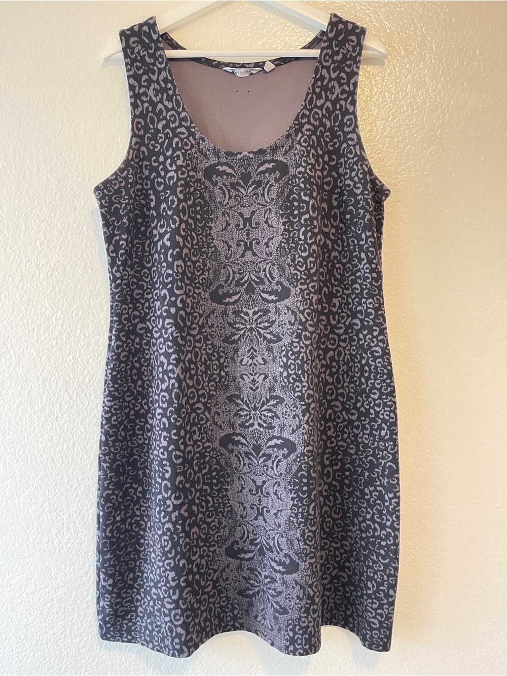 Athleta Black and Gray Patterned Sleeveless Shift Dress
